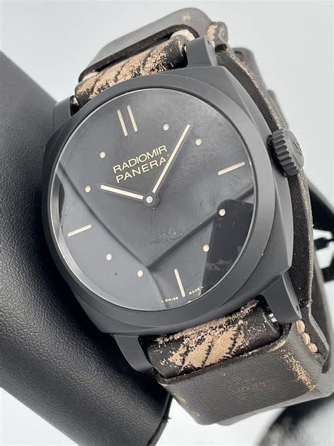 Panerai Radiomir 1940 3 Days Ceramica PAM 577 Showcase .